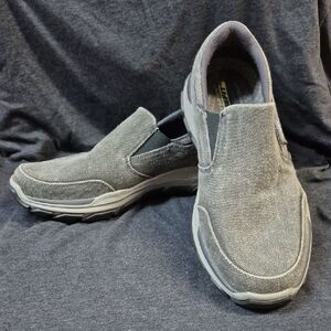 Skechers Men's 11 Charcoal Goodyear Relaxed Fit Pull Ons